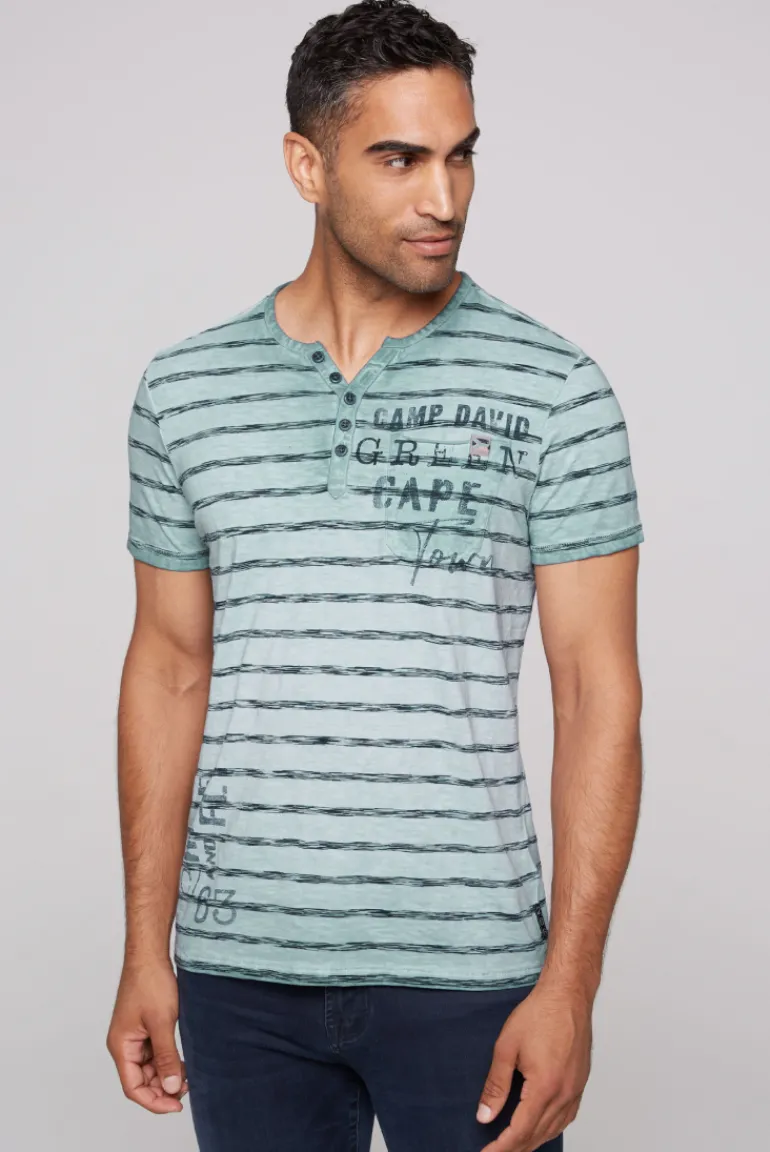Store CAMP DAVID & SOCCX Gestreiftes Henley-Shirt mit Brusttasche teal