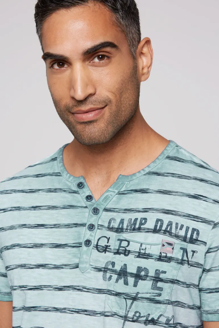 Store CAMP DAVID & SOCCX Gestreiftes Henley-Shirt mit Brusttasche teal