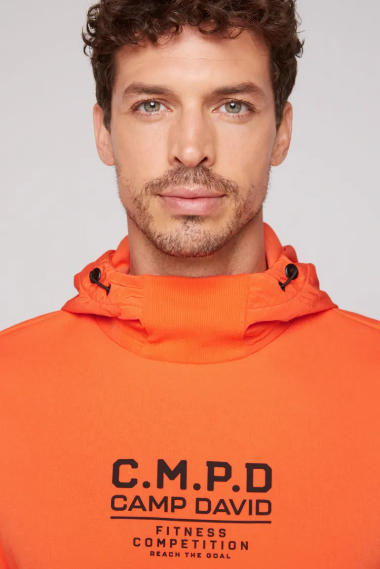 Store CAMP DAVID & SOCCX Hoodie im Materialmix mit Artwork und Rückentasche signal orange signalorange
