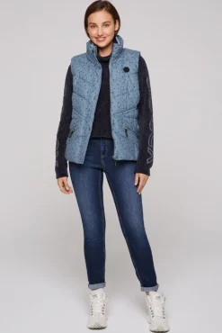 Best CAMP DAVID & SOCCX Steppweste mit filigranem All Over Print cool grey coolgrey