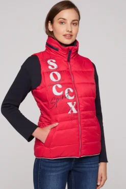 Best CAMP DAVID & SOCCX Steppweste mit Kapuze im Stehkragen clear red clearred